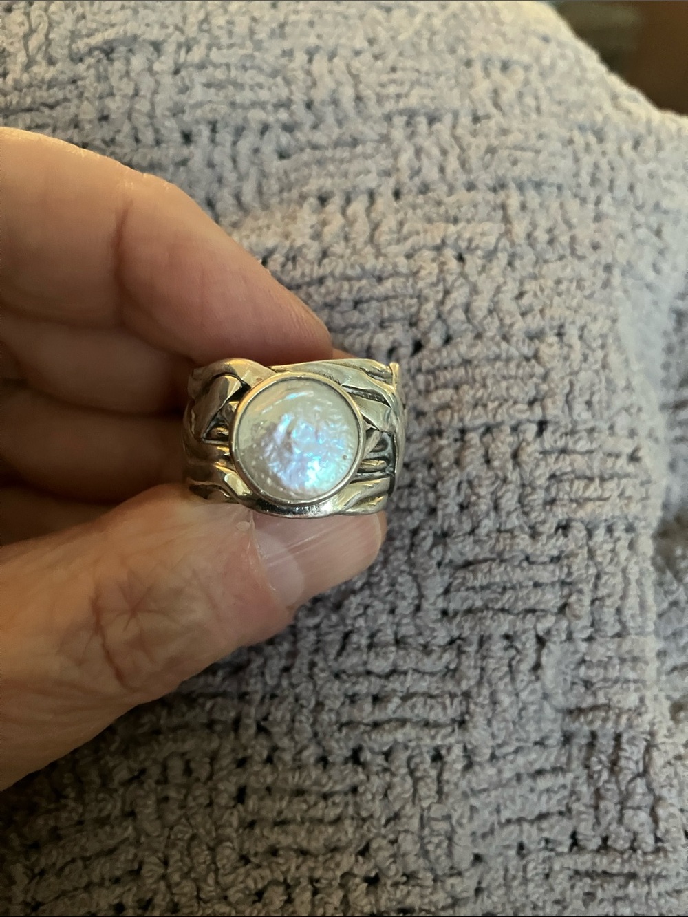 Silpada Silver Ring with Iridescent Moonstone - Picture 9 of 13